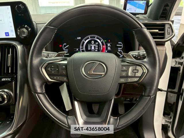 Lexus LX 2023-03 7935083-14
