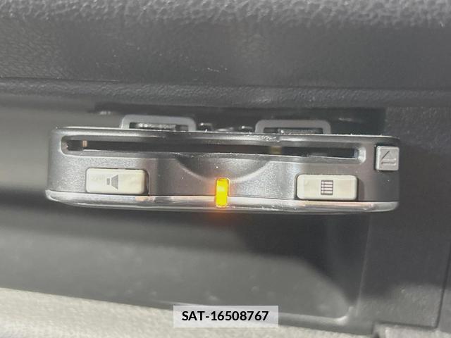 Nissan MARCH 2012-12 7934321-6