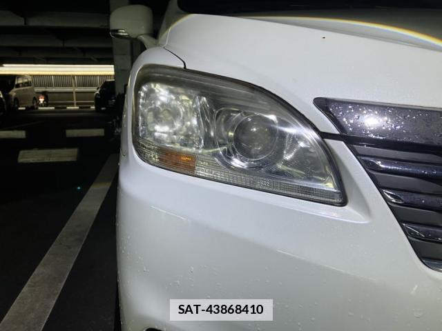 Toyota MARK X ZIO 2011-11 7934685-13