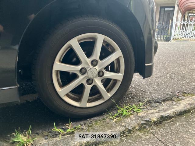 Daihatsu MOVE 2011-07 7936379-4