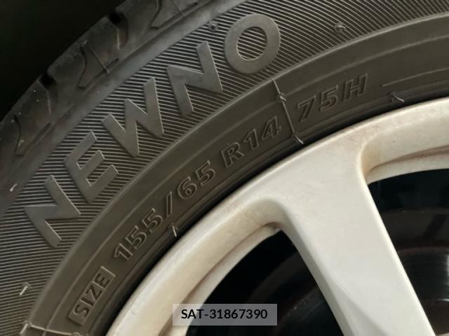 Daihatsu MOVE 2011-07 7936379-8