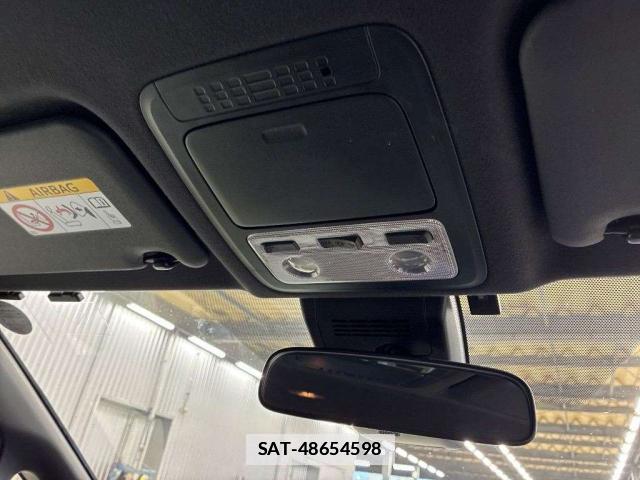 Toyota NOAH 2019-06 7933875-3