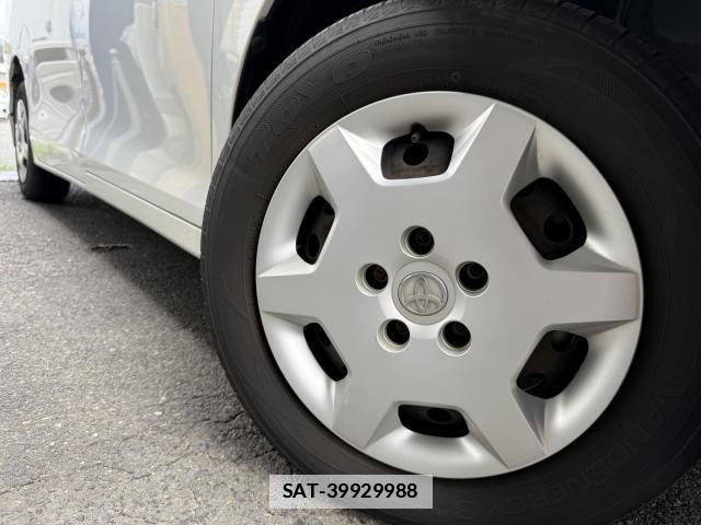 Toyota NOAH 2015-03 7936521-5