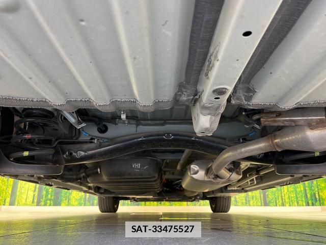 Toyota NOAH 2023-01 7936760-18