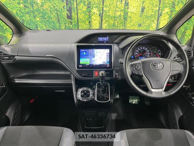 Toyota NOAH 2021-07 7936765-1