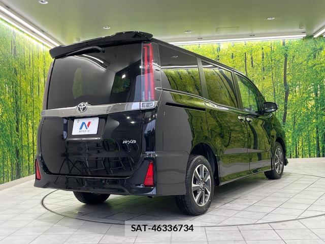 Toyota NOAH 2021-07 7936765-16