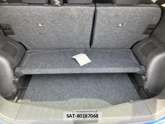 Nissan NOTE 2014-06 7934111-16