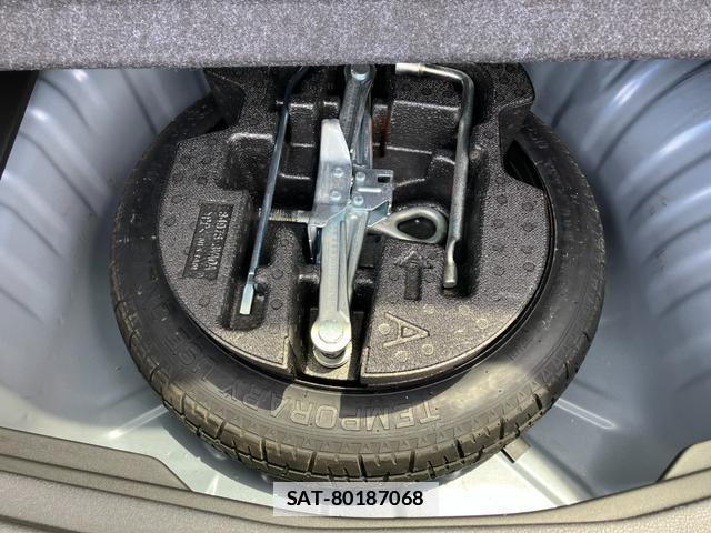 Nissan NOTE 2014-06 7934111-17
