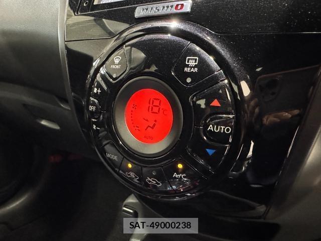 Nissan NOTE 2018-11 7934913-14