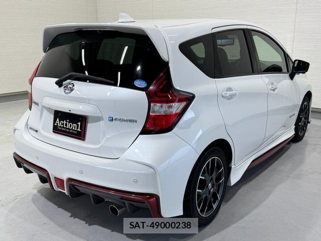 Nissan NOTE 2018-11 7934913-5