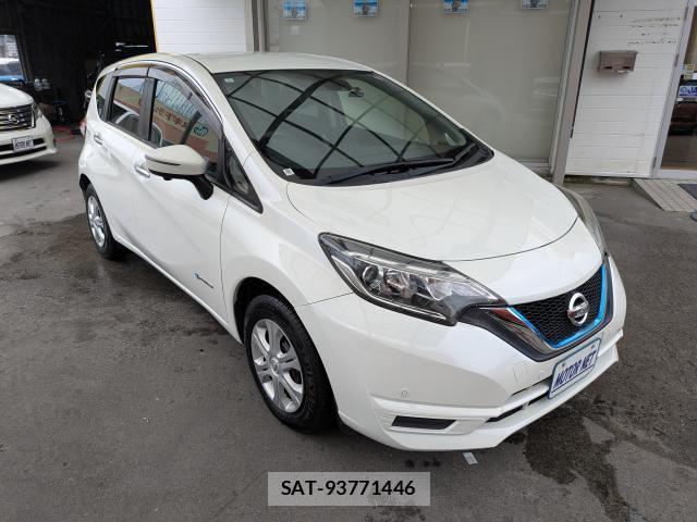 Nissan NOTE 2017-05 7935262-9