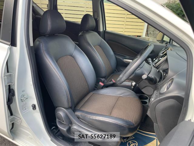 Nissan NOTE 2014-08 7935543-9