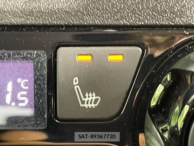 Nissan NOTE 2021-05 7935938-6