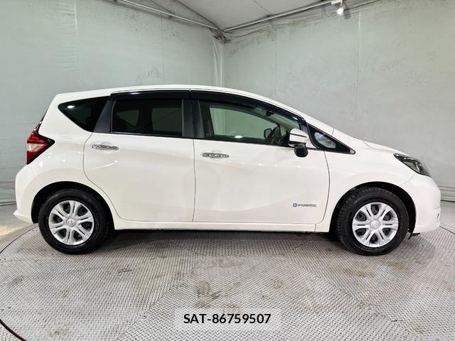 Nissan NOTE 2018-06 7936311-13