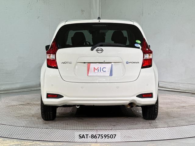 Nissan NOTE 2018-06 7936311-16