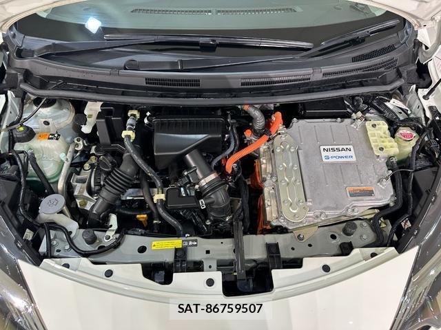 Nissan NOTE 2018-06 7936311-19