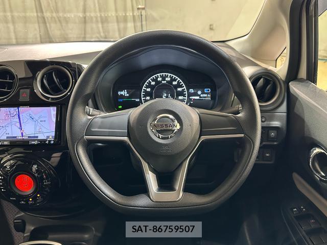 Nissan NOTE 2018-06 7936311-5