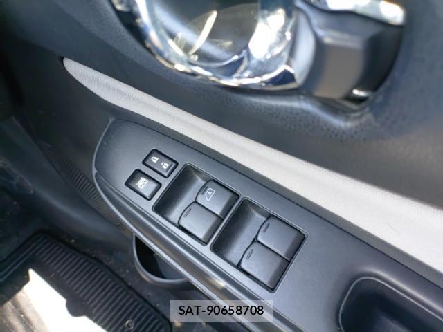 Nissan NOTE 2018-07 7936344-13