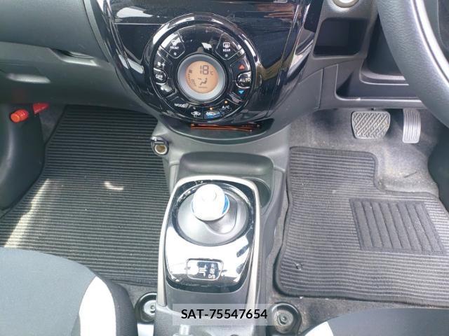 Nissan NOTE 2019-06 7936359-11
