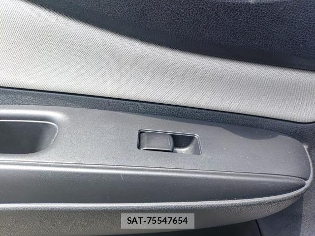Nissan NOTE 2019-06 7936359-12
