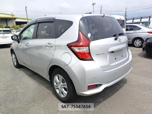Nissan NOTE 2019-06 7936359-5
