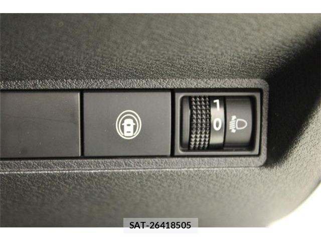 Nissan NOTE 2023-04 7936869-5