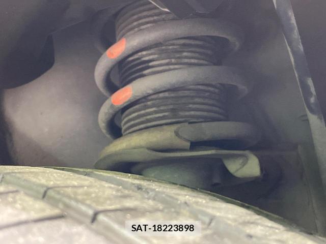 Nissan NOTE 2018-01 7937045-19