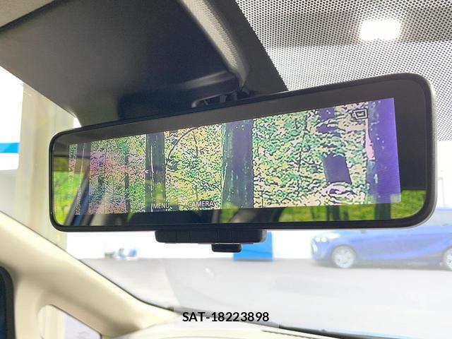 Nissan NOTE 2018-01 7937045-5