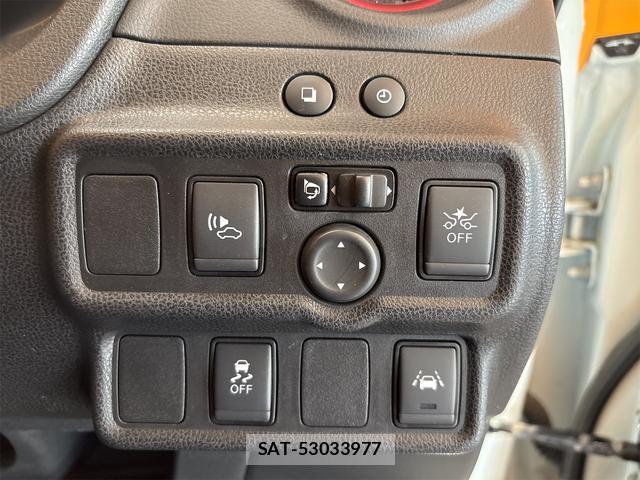 Nissan NOTE 2019-08 7937097-8
