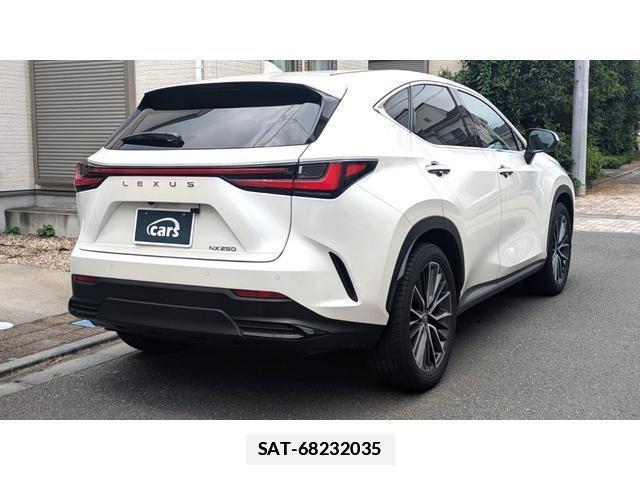 Lexus NX 2024-09 7935579-17