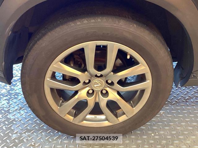 Lexus NX 2016-06 7937075-17