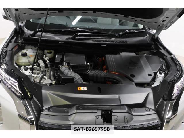 Mitsubishi OUTLANDER PHEV 2022-03 7936302-16