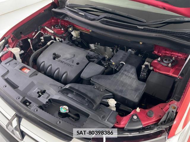 Mitsubishi OUTLANDER 2015-12 7936641-12