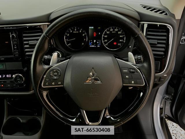 Mitsubishi OUTLANDER 2015-12 7936642-12