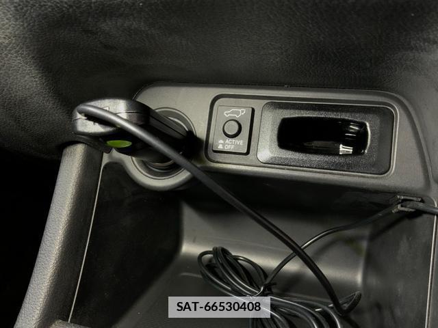 Mitsubishi OUTLANDER 2015-12 7936642-17
