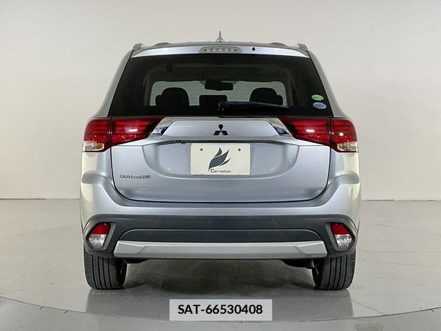 Mitsubishi OUTLANDER 2015-12 7936642-5