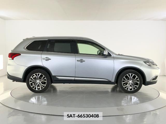 Mitsubishi OUTLANDER 2015-12 7936642-7
