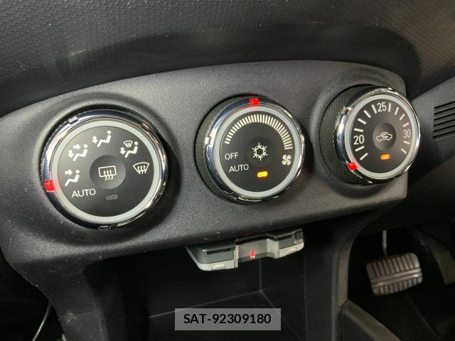 Mitsubishi OUTLANDER 2011-10 7936644-15