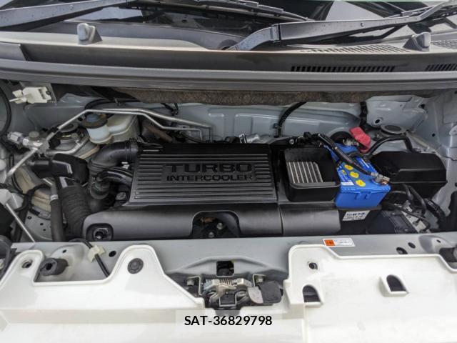 Toyota Pixis Mega 2020-08 7936195-1