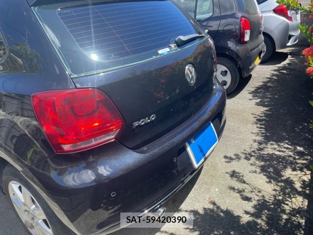 VolksWagen POLO 2012-03 7934641-4