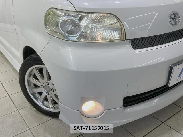 Toyota PORTE 2011-09 7934330-11