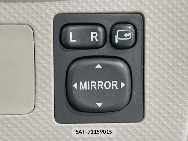 Toyota PORTE 2011-09 7934330-5