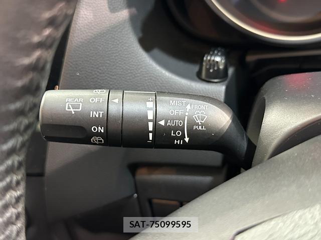 Mazda PREMACY 2013-05 7936309-8