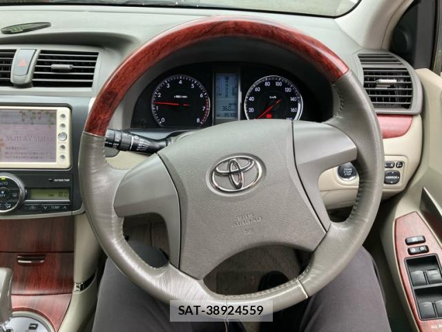Toyota PREMIO 2010-05 7936730-15