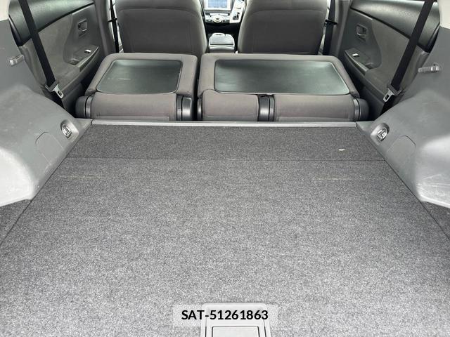 Toyota PRIUS ALPHA 2014-03 7934545-10