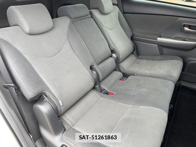 Toyota PRIUS ALPHA 2014-03 7934545-9