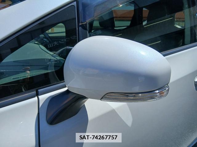 Toyota PRIUS ALPHA 2014-07 7935030-17