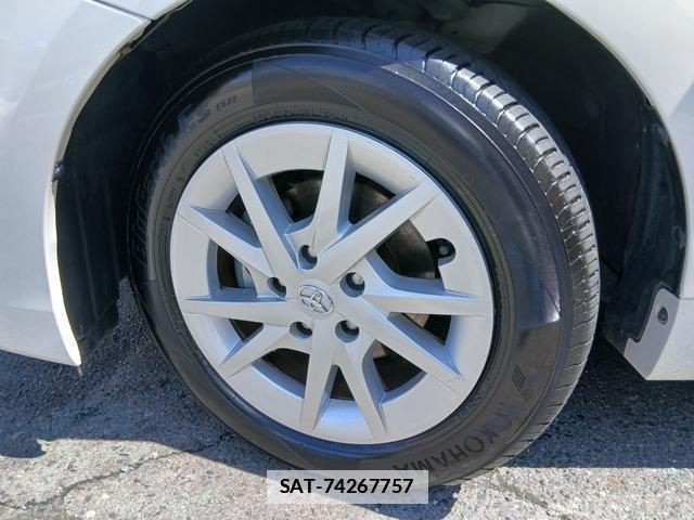 Toyota PRIUS ALPHA 2014-07 7935030-19
