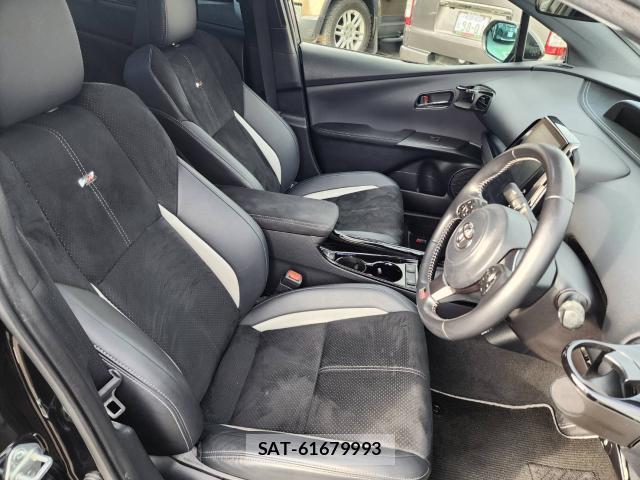 Toyota PRIUS PHV 2020-02 7936699-12