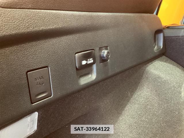 Toyota PRIUS 2021-01 7933796-14